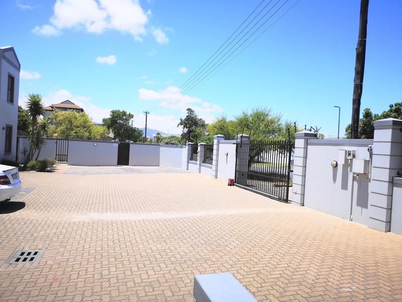 To Let 2 Bedroom Property for Rent in Table View Western Cape
